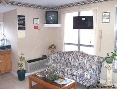 Knights Inn Hurricane Mills Interno foto